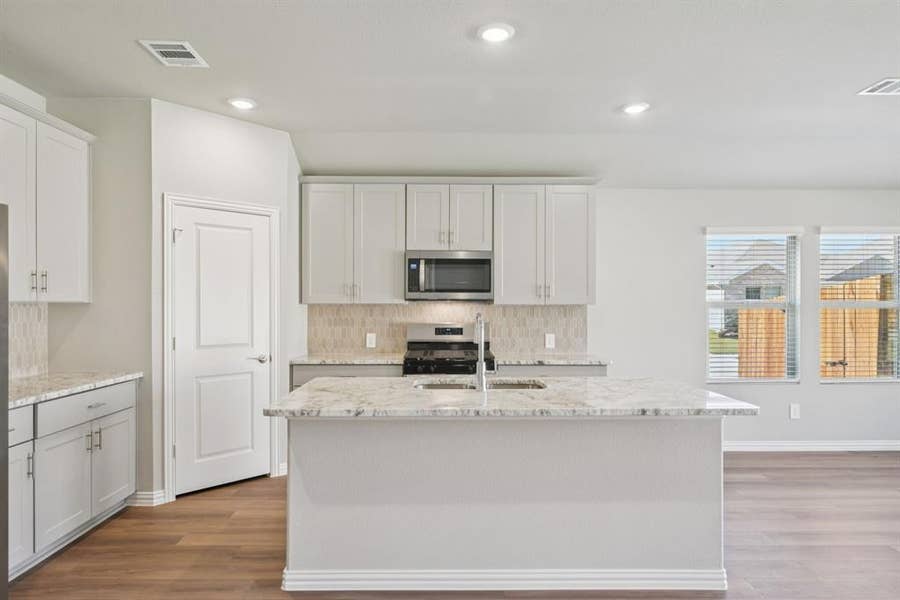 Property photo for 1944 Furlong Drive, Seagoville, TX