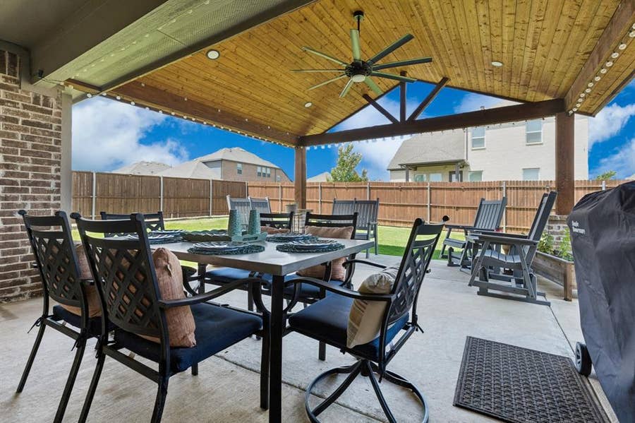 Property photo for 1201 Misty Ridge Drive, Justin, TX