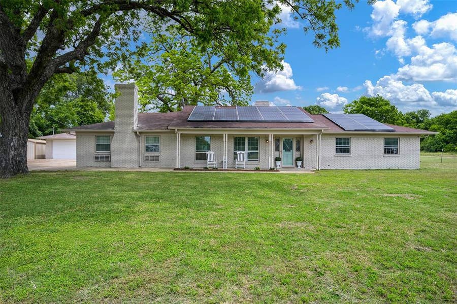 Property photo for 14821 Kleberg Road, Dallas, TX
