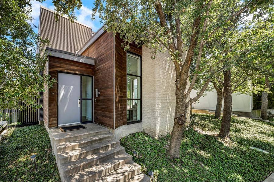 Property photo for 6 Vanguard Way, Dallas, TX