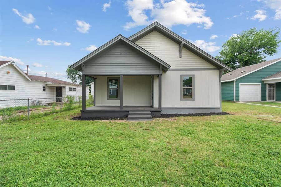 Property photo for 1404 E Baltimore Avenue, Fort Worth, TX