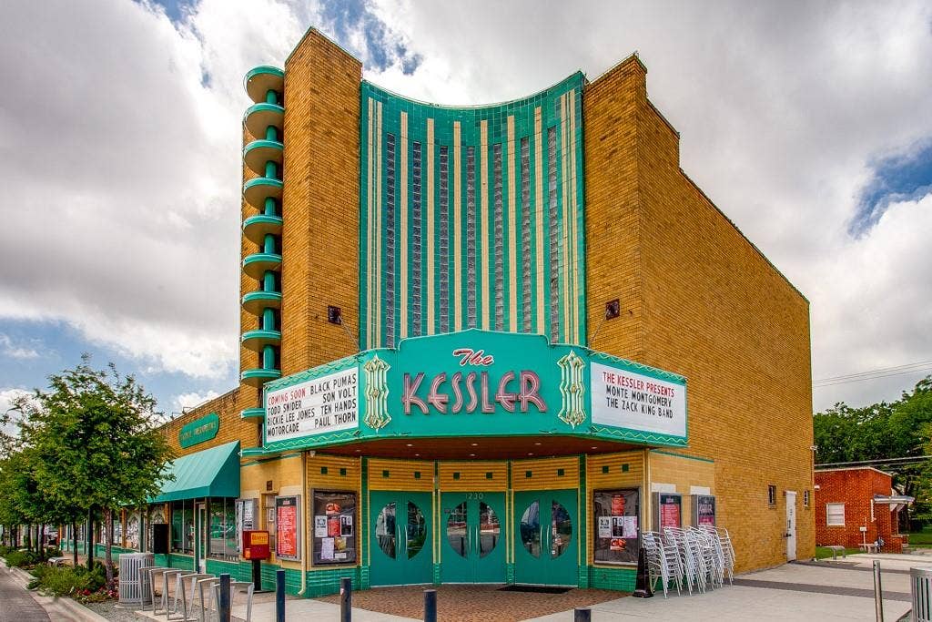 1.5 Miles to Kessler Theatre