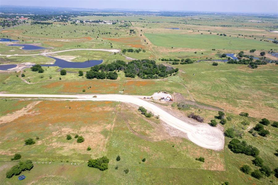 Property photo for 320 Torreon Drive, Fort Worth, TX