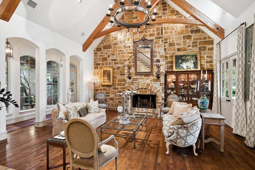 5332 Longvue Drive, Frisco, TX 75034 Stone Wall
