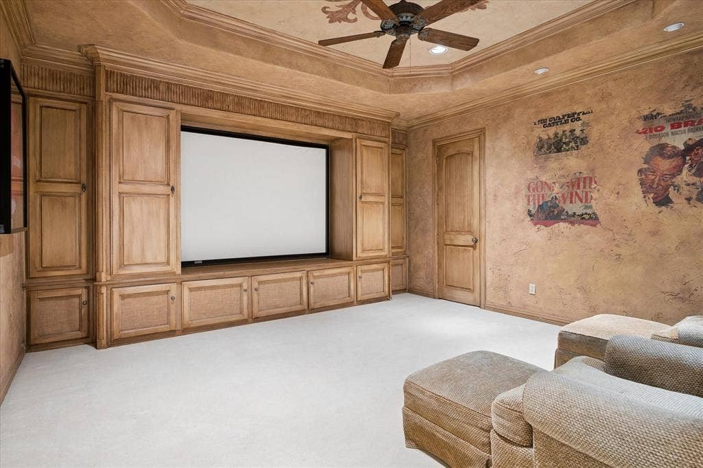 5332 Longvue Drive, Frisco, TX 75034 All equipment to stay with house