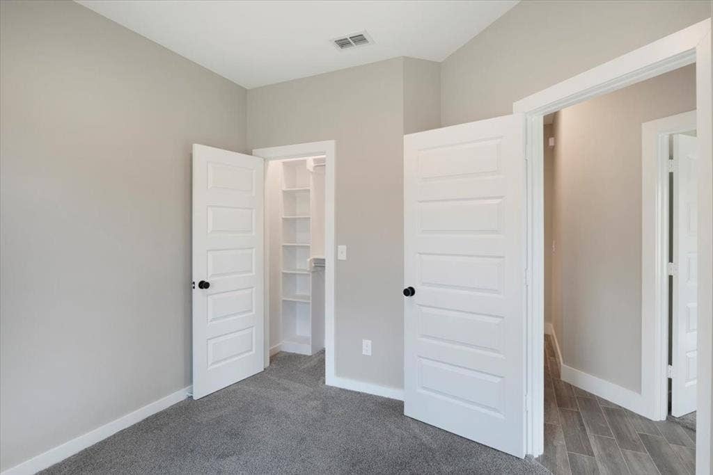 16226 Crossing Circle, Lindale, TX 75771 16226 Crossing Circle, Lindale, TX 75771