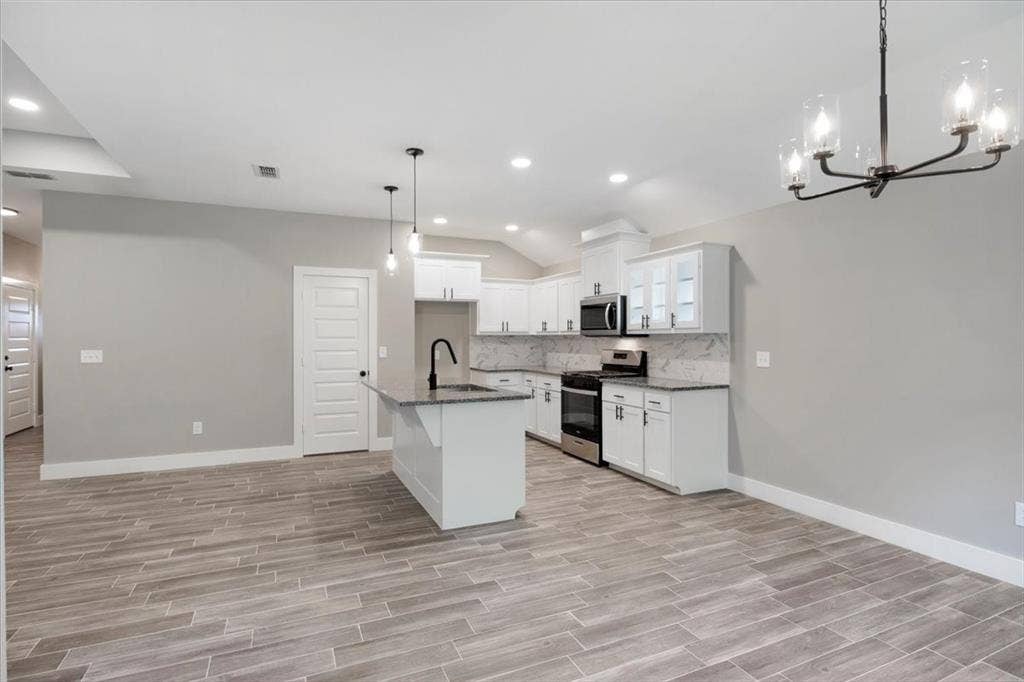 16226 Crossing Circle, Lindale, TX 75771 16226 Crossing Circle, Lindale, TX 75771