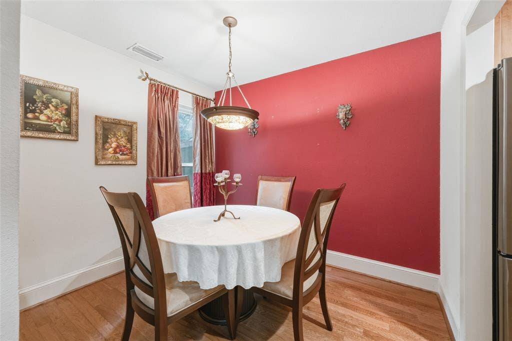 9319 Chimney Corner Lane, Dallas, TX 75243 9319 Chimney Corner Lane, Dallas, TX 75243