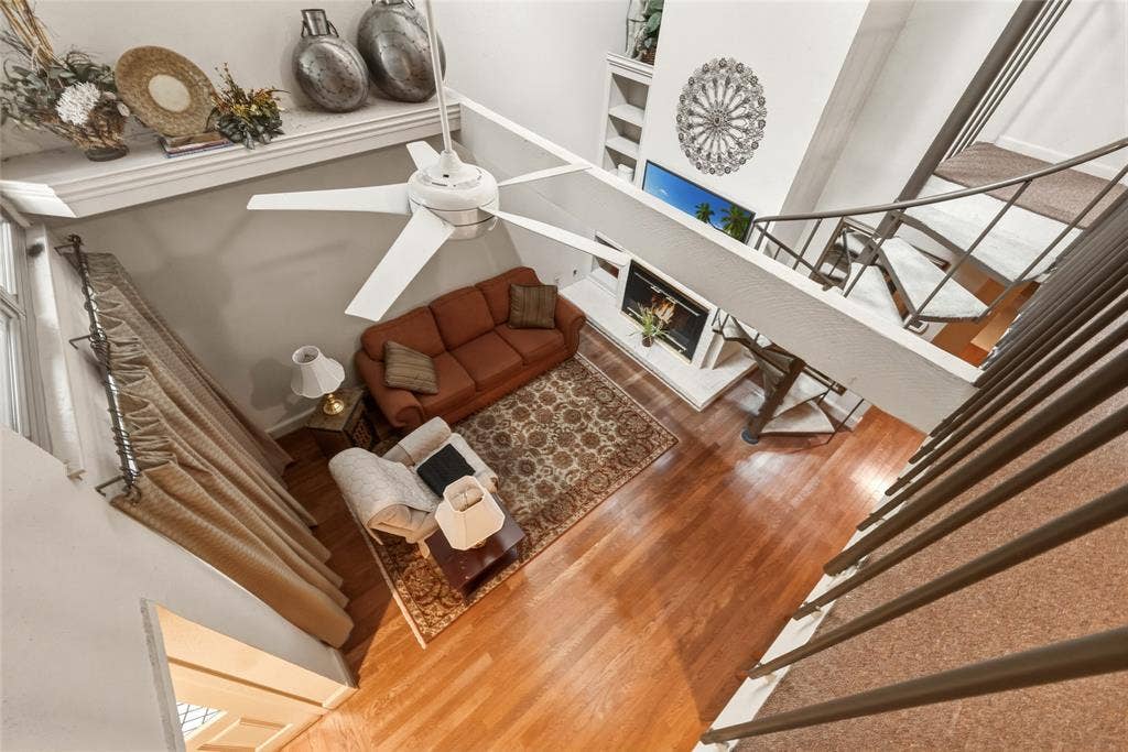 9319 Chimney Corner Lane, Dallas, TX 75243 9319 Chimney Corner Lane, Dallas, TX 75243