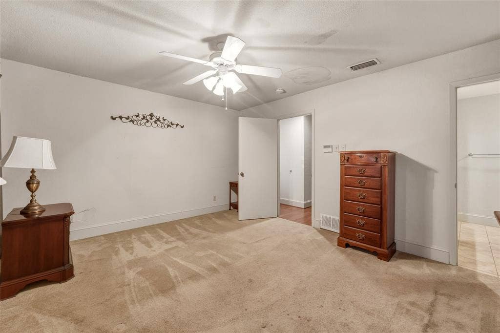 9319 Chimney Corner Lane, Dallas, TX 75243 9319 Chimney Corner Lane, Dallas, TX 75243