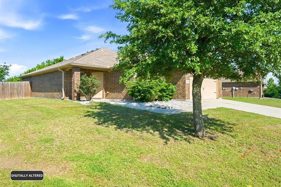Property photo for 1413 N Houston Street, Royse City, TX