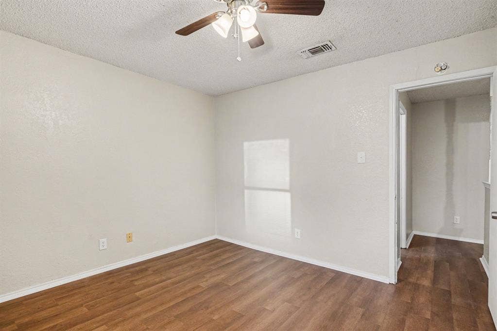 3301 Aurora Street, #B, Haltom City, TX 76117 3301 Aurora Street, #B, Haltom City, TX 76117