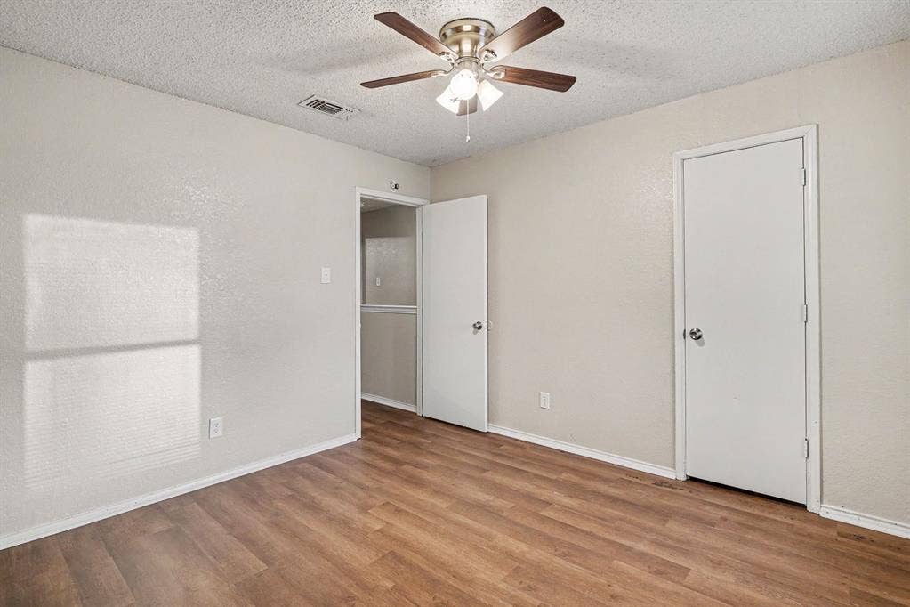 3301 Aurora Street, #B, Haltom City, TX 76117 3301 Aurora Street, #B, Haltom City, TX 76117