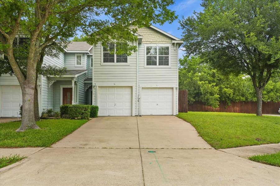 Property photo for 113 Heritage Court, Seagoville, TX
