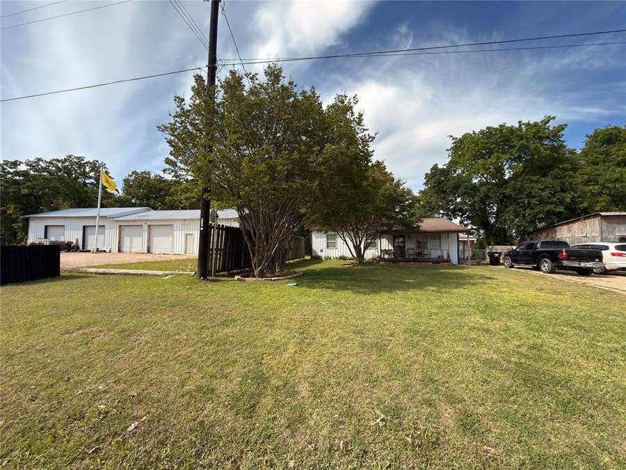 Property photo for 1116 E State Hwy 276, West Tawakoni, TX