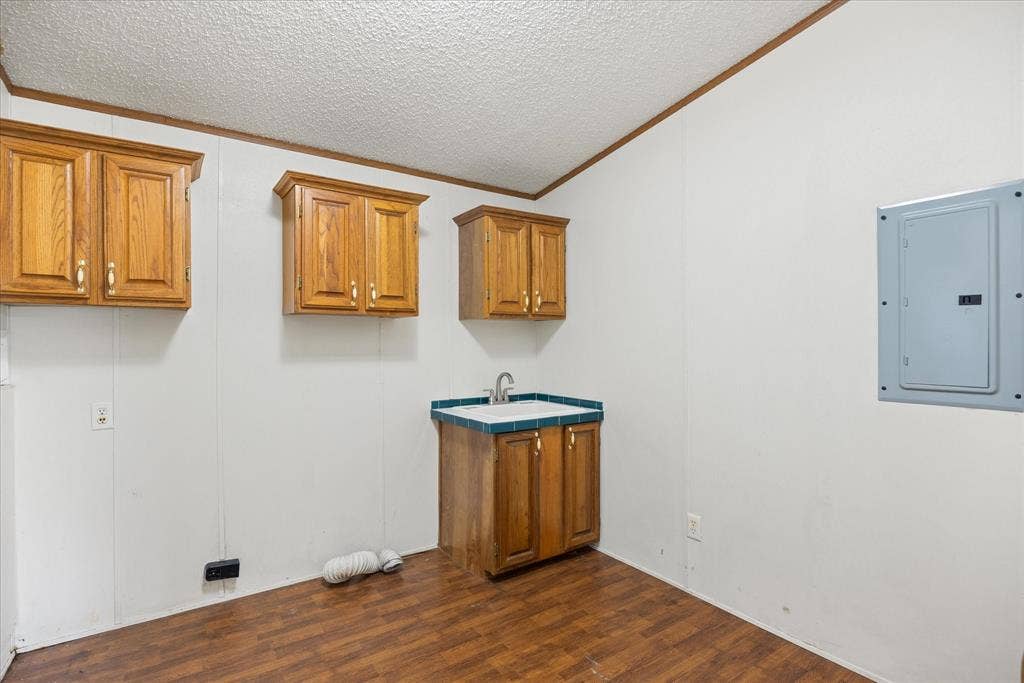 6931 Tin Top Highway, Weatherford, TX 76087 6931 Tin Top Highway, Weatherford, TX 76087