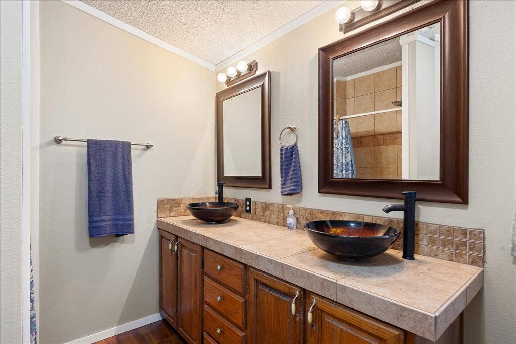 6931 Tin Top Highway, Weatherford, TX 76087 6931 Tin Top Highway, Weatherford, TX 76087