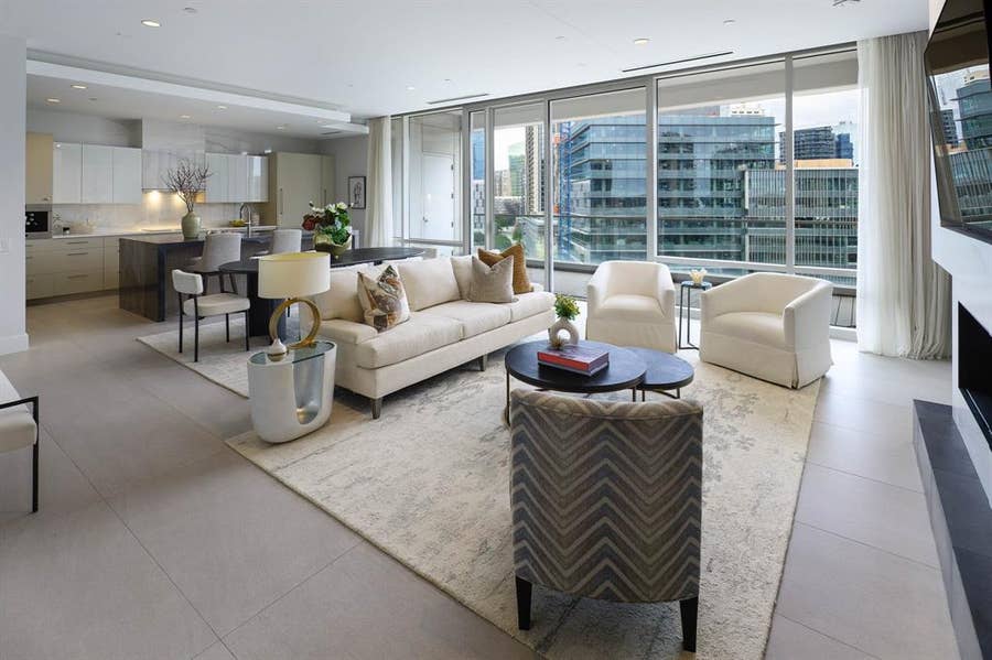 Property photo for 2408 Victory Park Lane, #1039, Dallas, TX