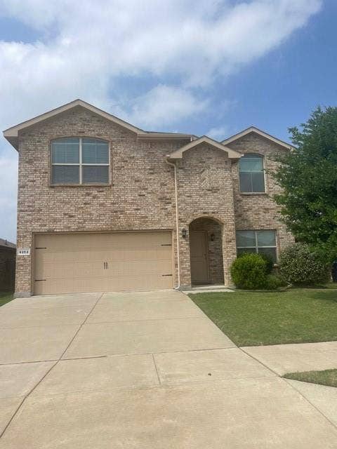 Property photo for 6352 Porthole Lane, Fort Worth, TX
