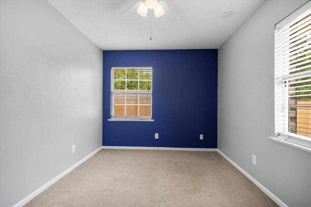 407 York Street, Lindale, TX 75771 407 York Street, Lindale, TX 75771