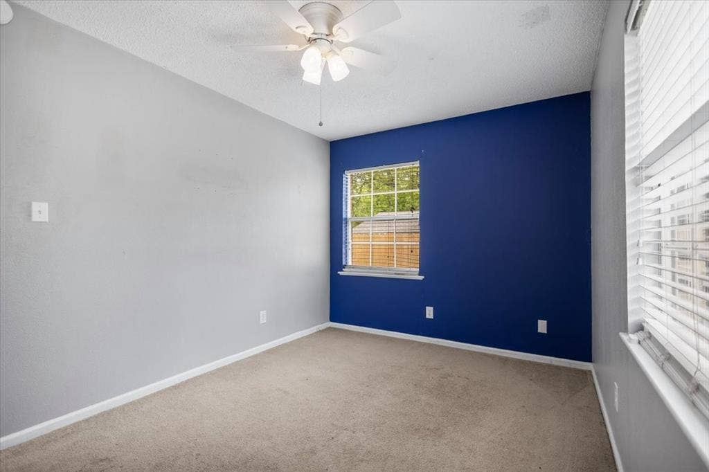 407 York Street, Lindale, TX 75771 407 York Street, Lindale, TX 75771