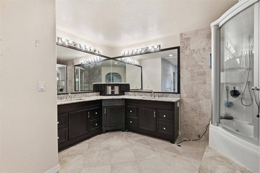 1209 Southwood Drive, Woodway, TX 76712 1209 Southwood Drive, Woodway, TX 76712