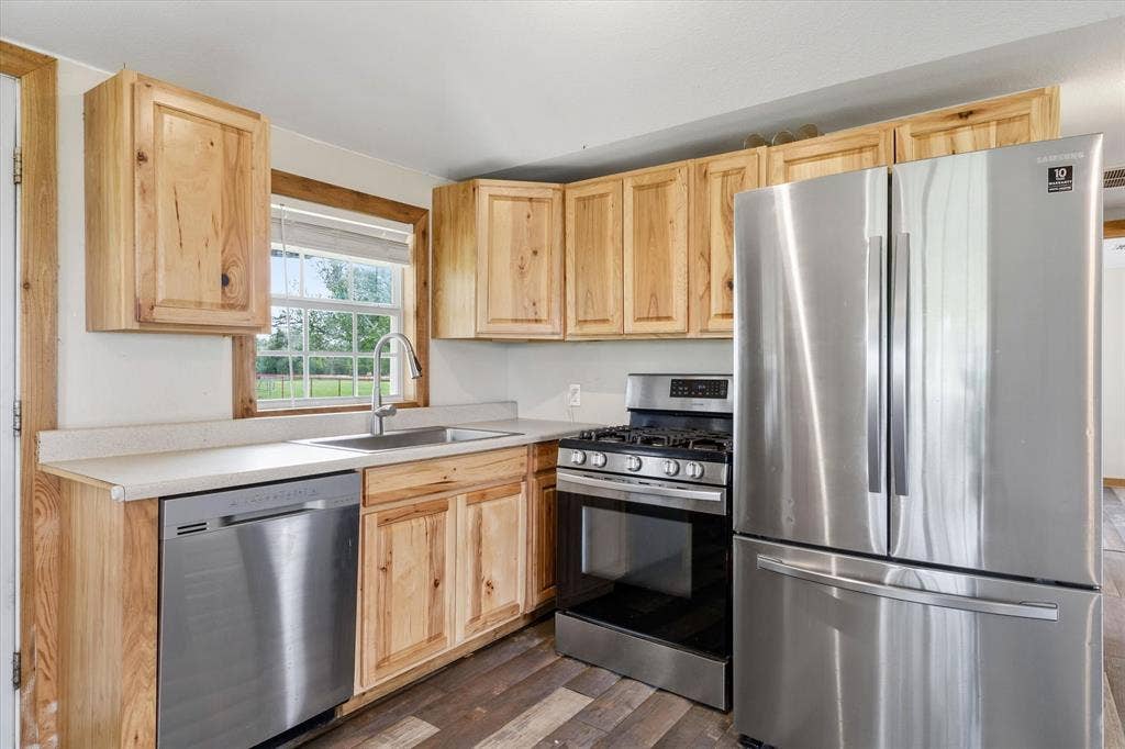 10266 County Road 1200, Athens, TX 75751 10266 County Road 1200, Athens, TX 75751