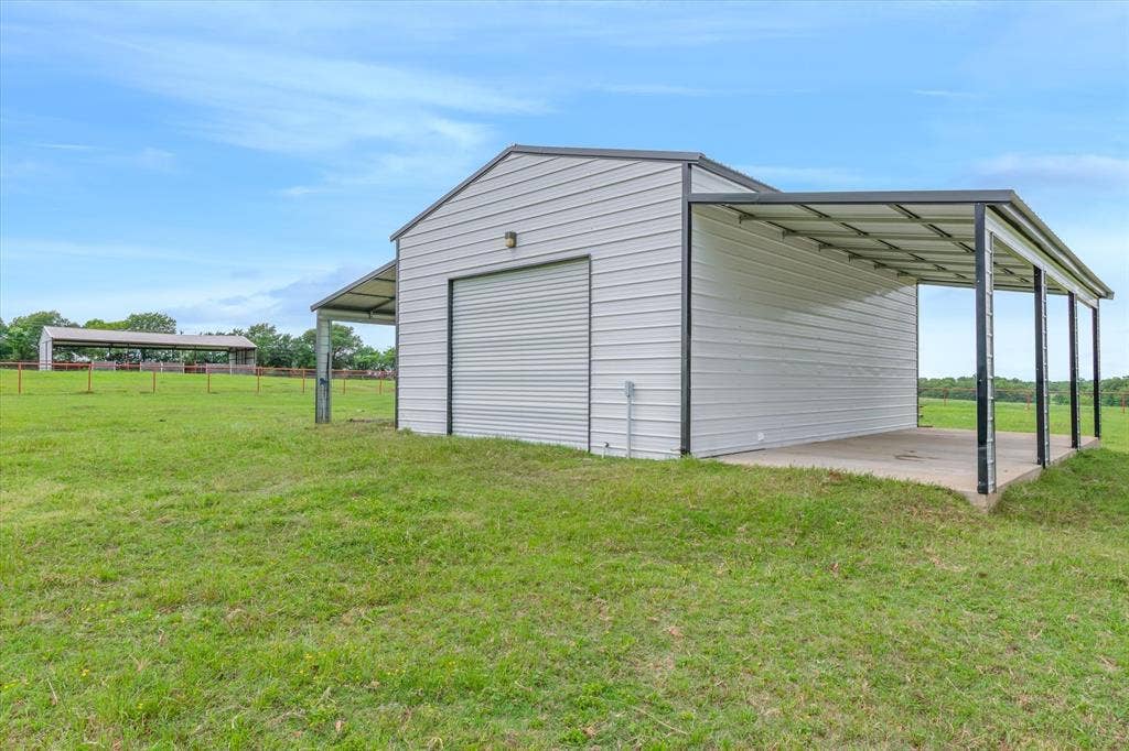 10266 County Road 1200, Athens, TX 75751 10266 County Road 1200, Athens, TX 75751