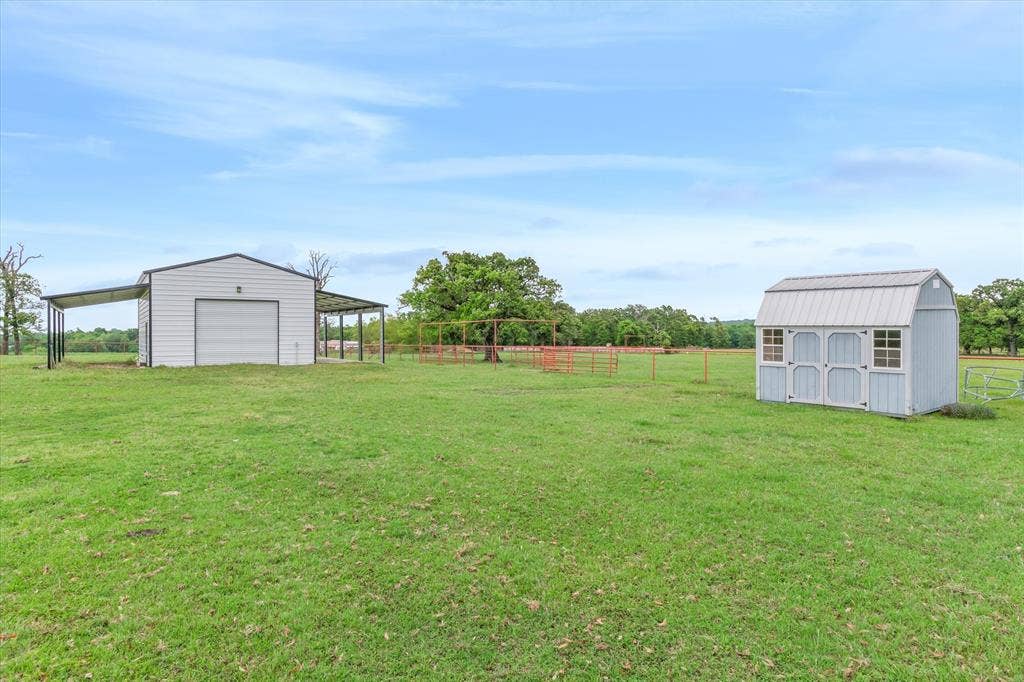 10266 County Road 1200, Athens, TX 75751 10266 County Road 1200, Athens, TX 75751