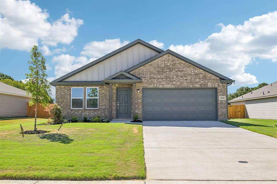 Property photo for 3026 River Birch Drive, Dallas, TX