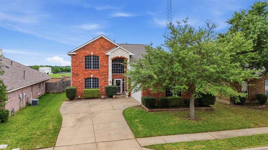 Property photo for 6430 Meadowcrest Lane, Sachse, TX