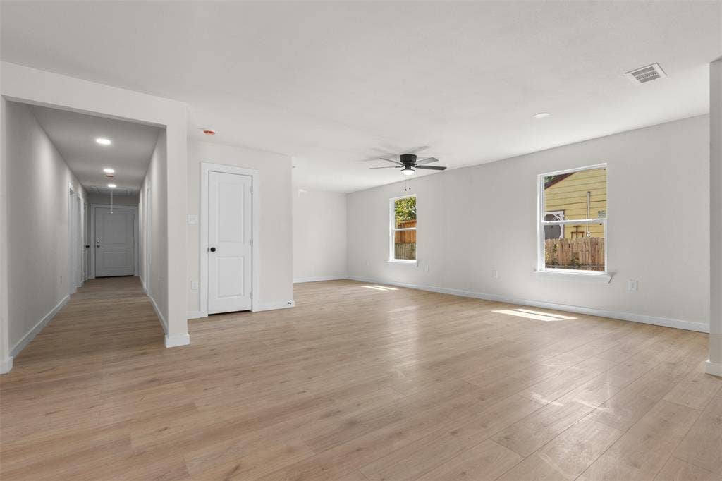 314 NW 15th Street, Grand Prairie, TX 75050 314 NW 15th Street, Grand Prairie, TX 75050