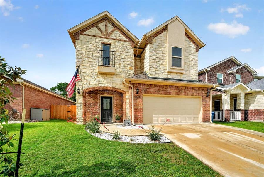 Property photo for 6622 Windward View Drive, Rowlett, TX