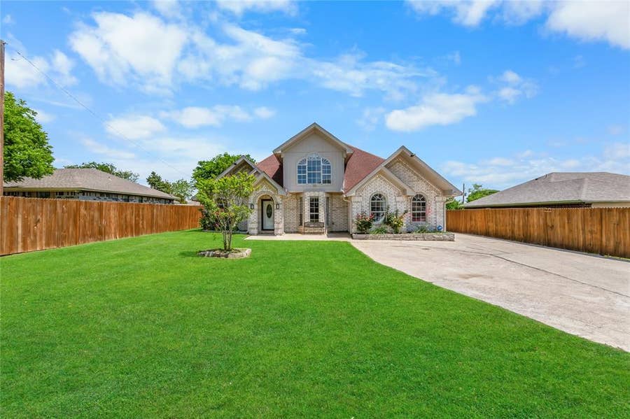 Property photo for 6808 Marvin Brown Street, Fort Worth, TX