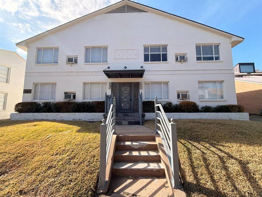 Property photo for 4115 Douglas Avenue, #203, Dallas, TX