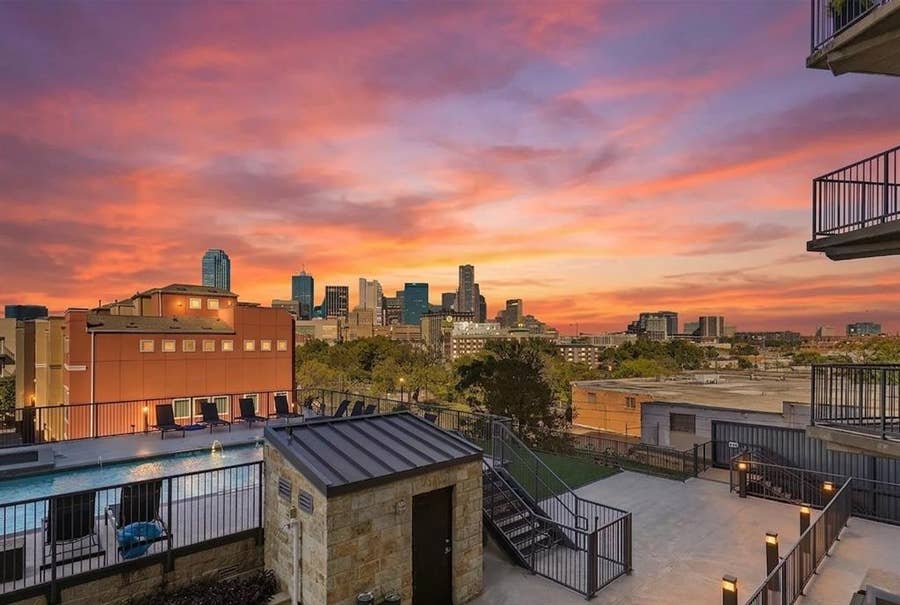 Property photo for 1001 Belleview Street, #307, Dallas, TX