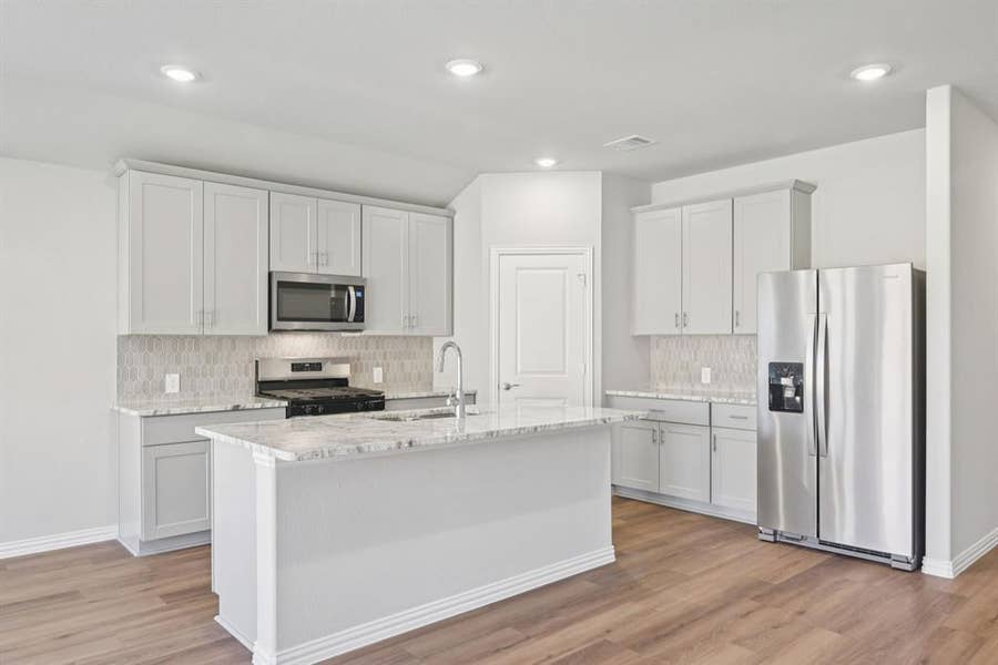 Property photo for 1941 Furlong Drive, Seagoville, TX