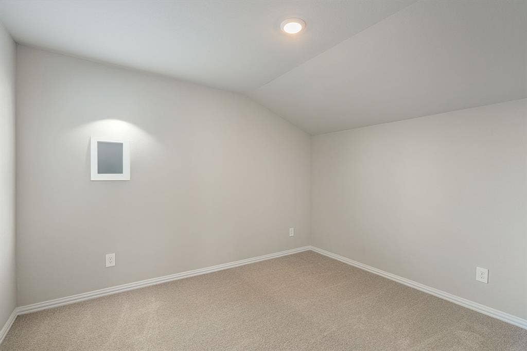 3518 Bridgeport Drive, Farmersville, TX 75442 Photo is not of the actual home, but is an inspirational photo of builder’s model home and may depict options, furnishings, and/or decorator features that are not included.