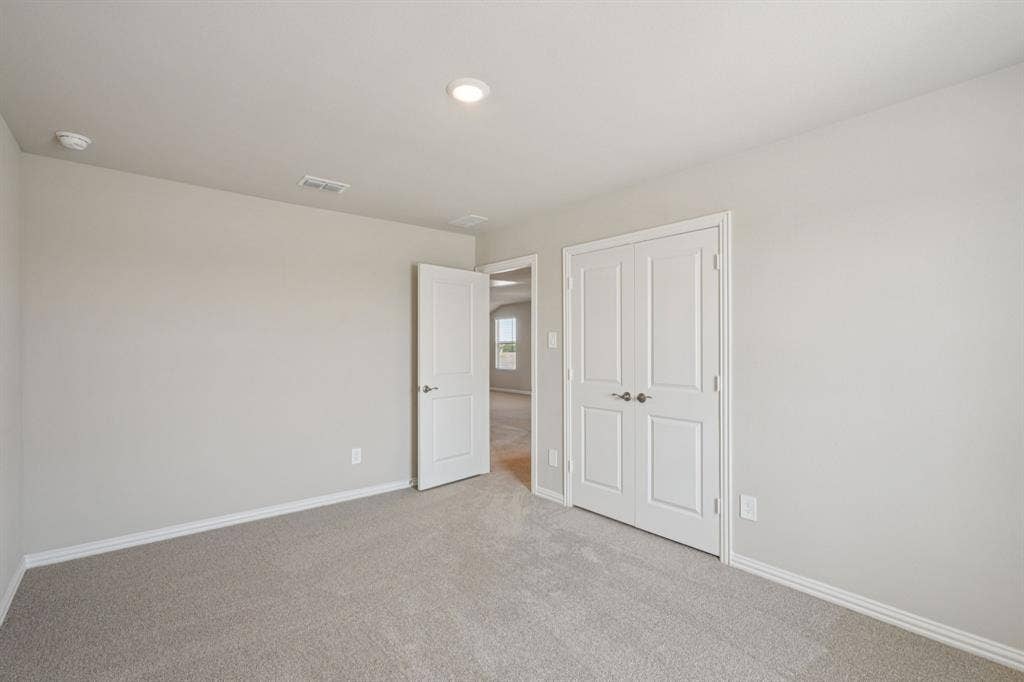 3518 Bridgeport Drive, Farmersville, TX 75442 Photo is not of the actual home, but is an inspirational photo of builder’s model home and may depict options, furnishings, and/or decorator features that are not included.