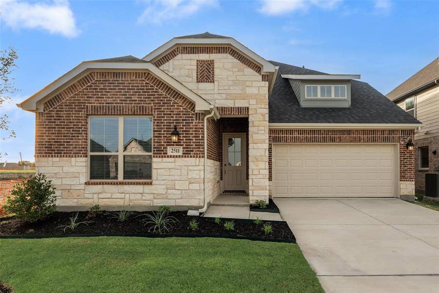Property photo for 2511 Sturgis Street, Forney, TX