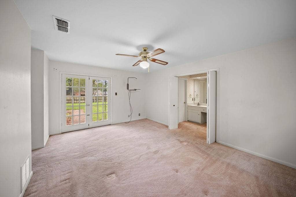 4005 Pollard Drive, Tyler, TX 75701 4005 Pollard Drive, Tyler, TX 75701