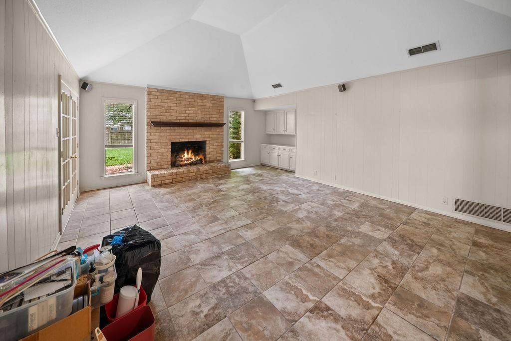4005 Pollard Drive, Tyler, TX 75701 4005 Pollard Drive, Tyler, TX 75701