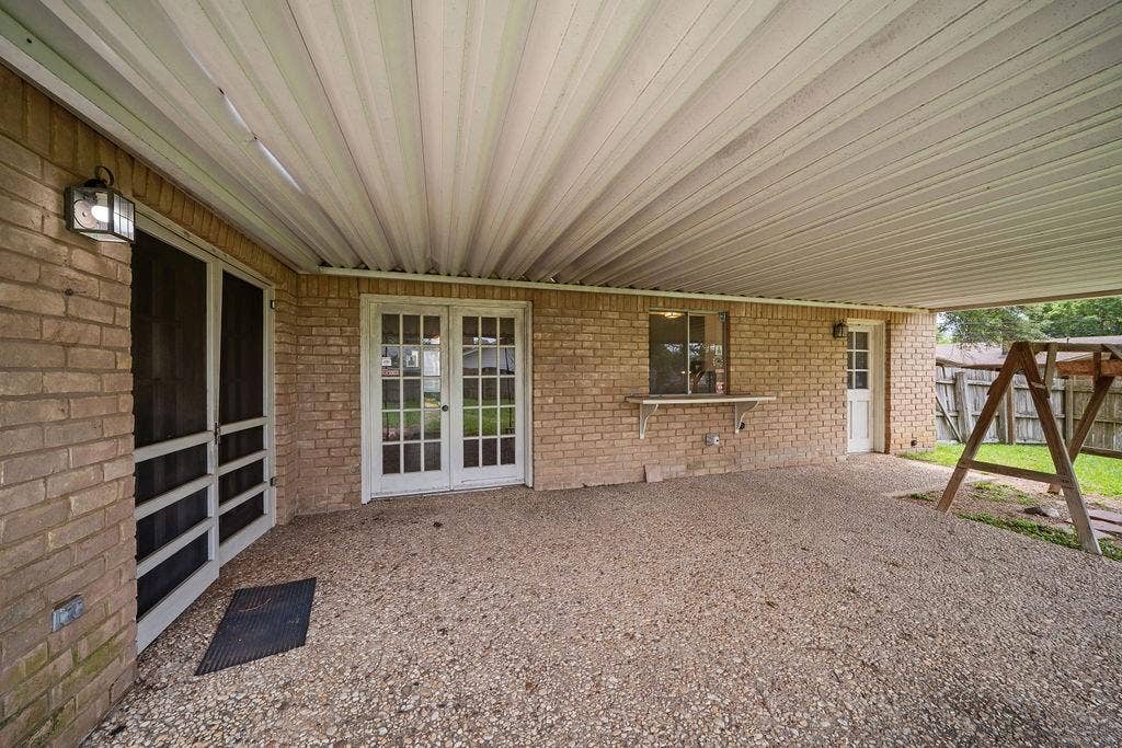 4005 Pollard Drive, Tyler, TX 75701 4005 Pollard Drive, Tyler, TX 75701