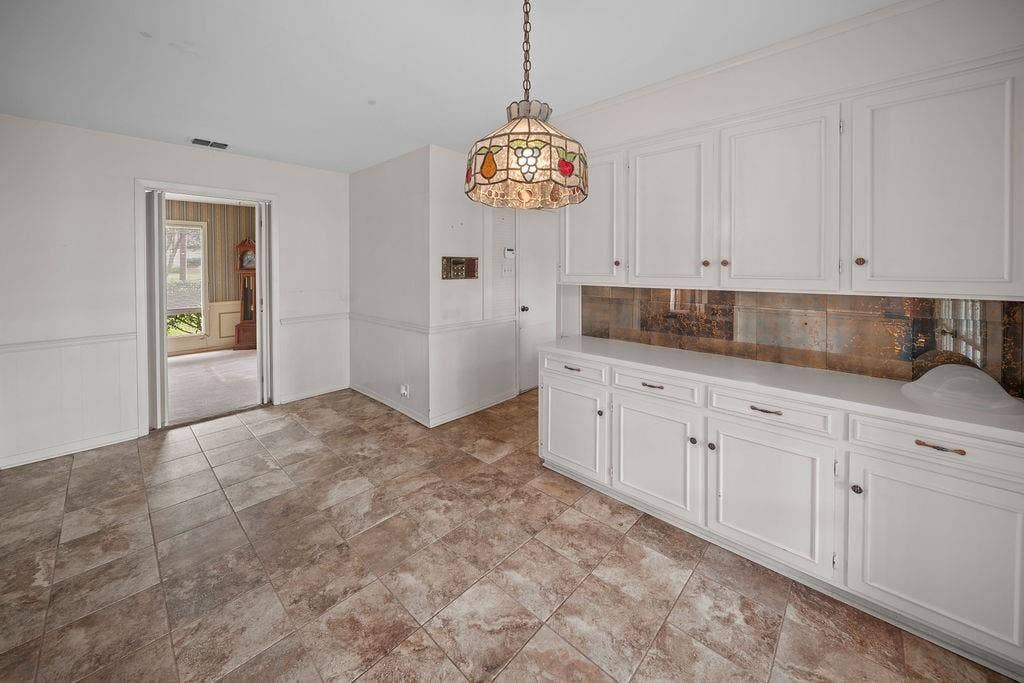 4005 Pollard Drive, Tyler, TX 75701 4005 Pollard Drive, Tyler, TX 75701