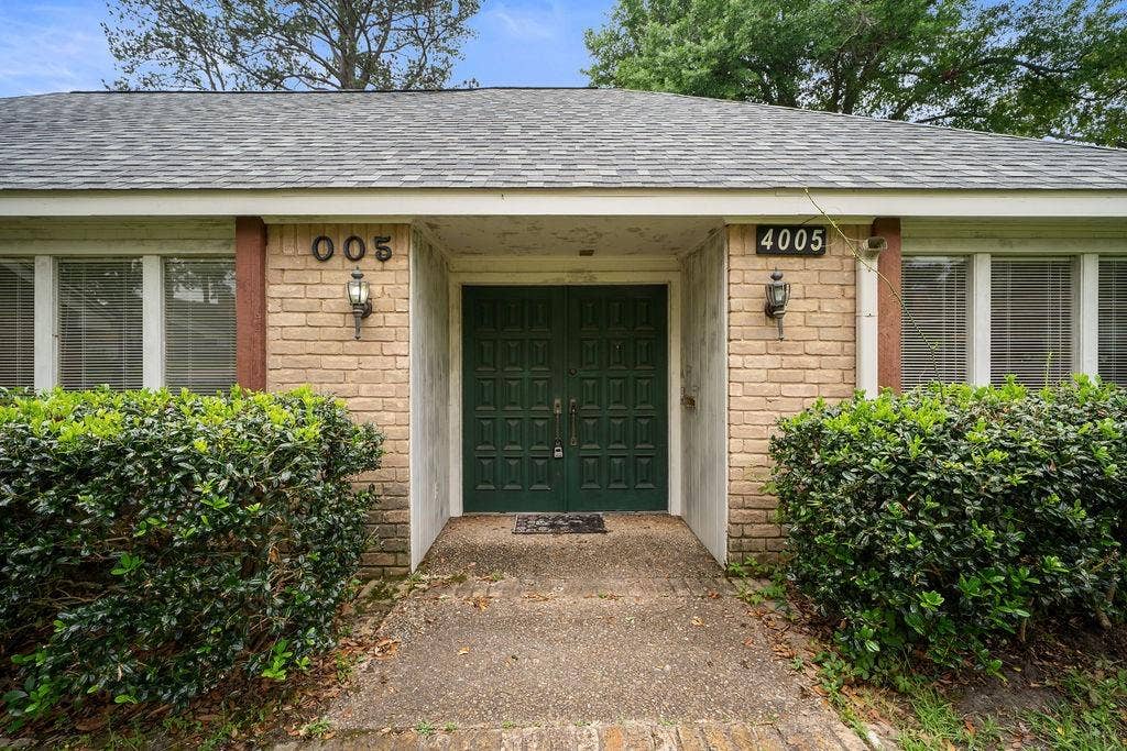 4005 Pollard Drive, Tyler, TX 75701 4005 Pollard Drive, Tyler, TX 75701