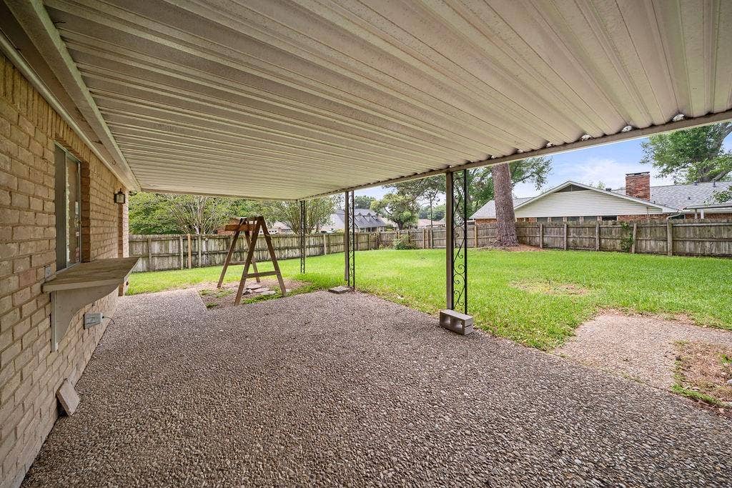 4005 Pollard Drive, Tyler, TX 75701 4005 Pollard Drive, Tyler, TX 75701
