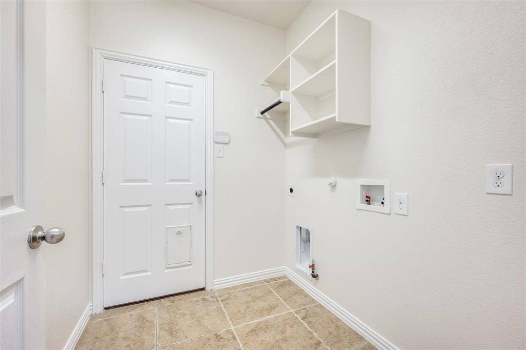 342 Manchester Drive, Roanoke, TX 76262 342 Manchester Drive, Roanoke, TX 76262
