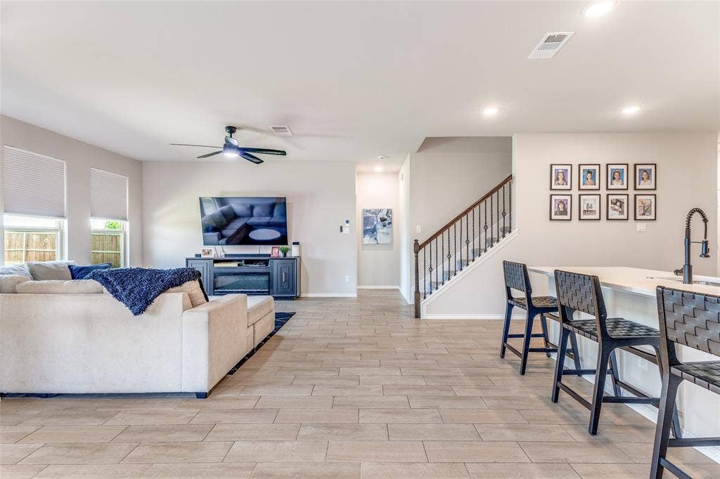 2212 Lacerta Drive, Haslet, TX 76052 2212 Lacerta Drive, Haslet, TX 76052
