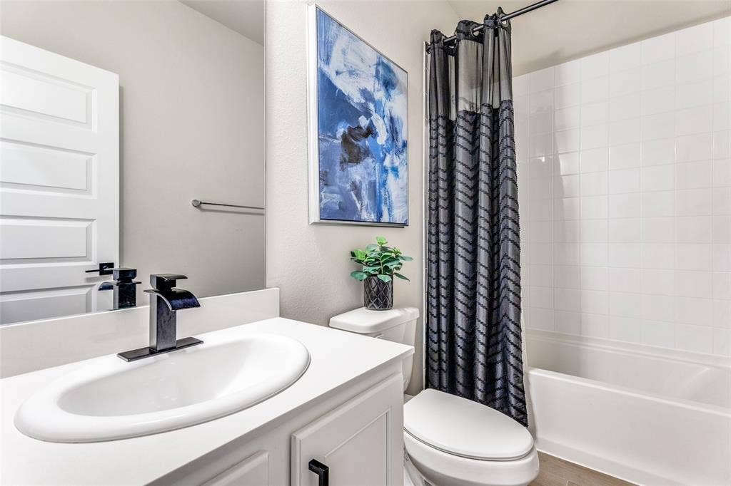 2212 Lacerta Drive, Haslet, TX 76052 2212 Lacerta Drive, Haslet, TX 76052