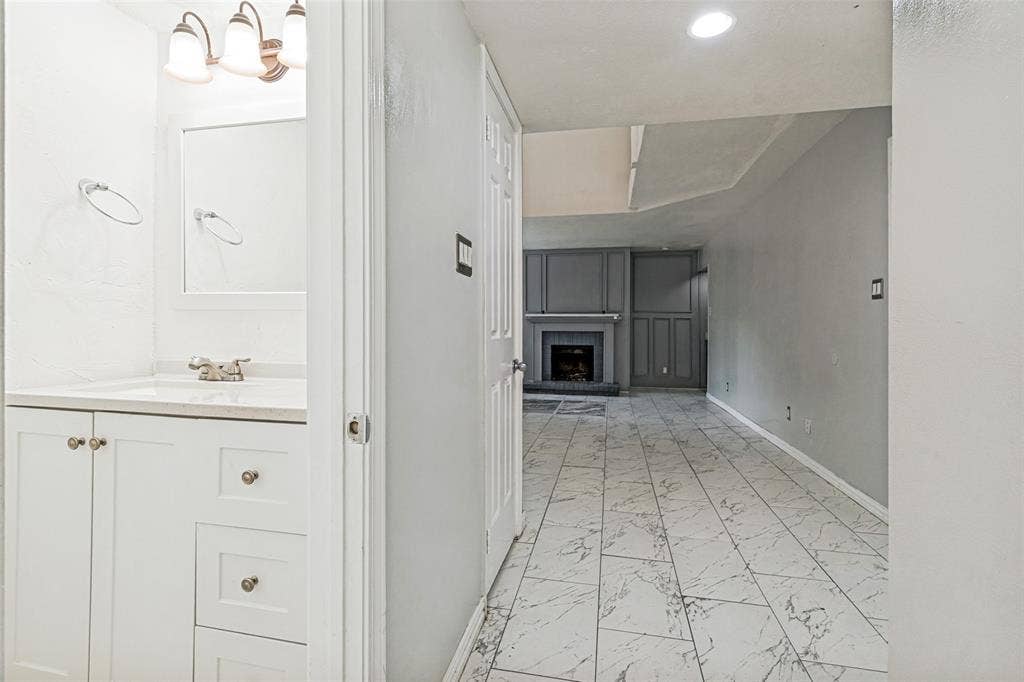 13251 Pandora Drive, Dallas, TX 75238 13251 Pandora Drive, Dallas, TX 75238